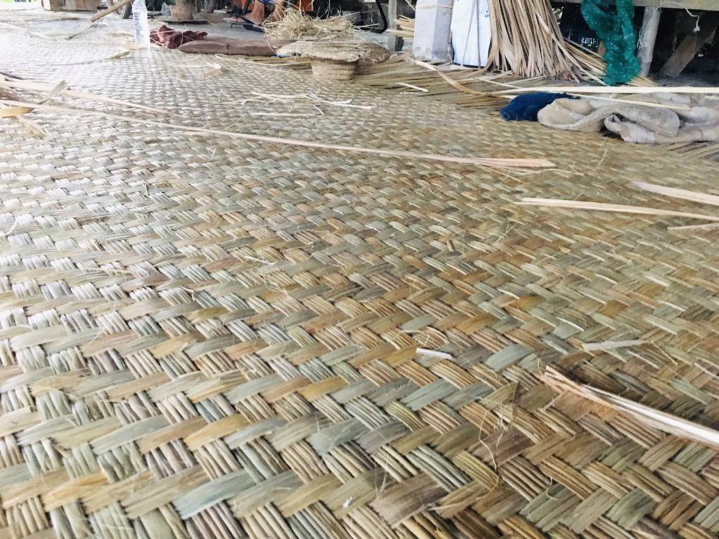 สาดแหย่ง ภูมิปัญญาการสานเสื่อ💠แบบดั้งเดิม